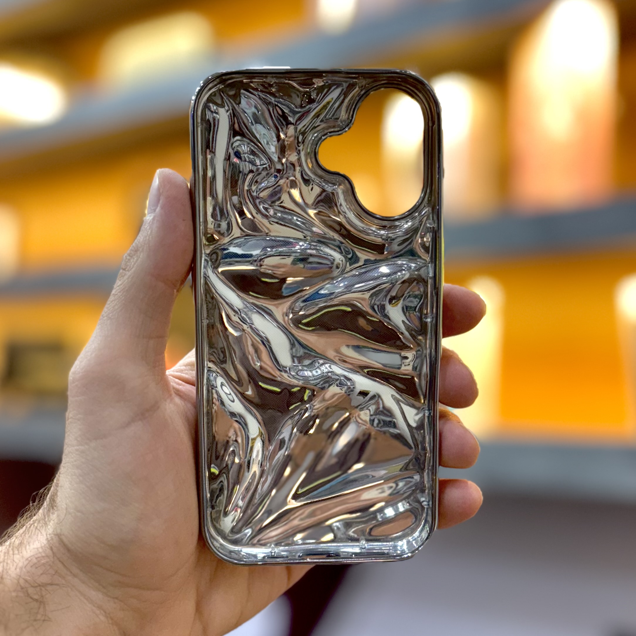 قاب جذاب آیفون 16