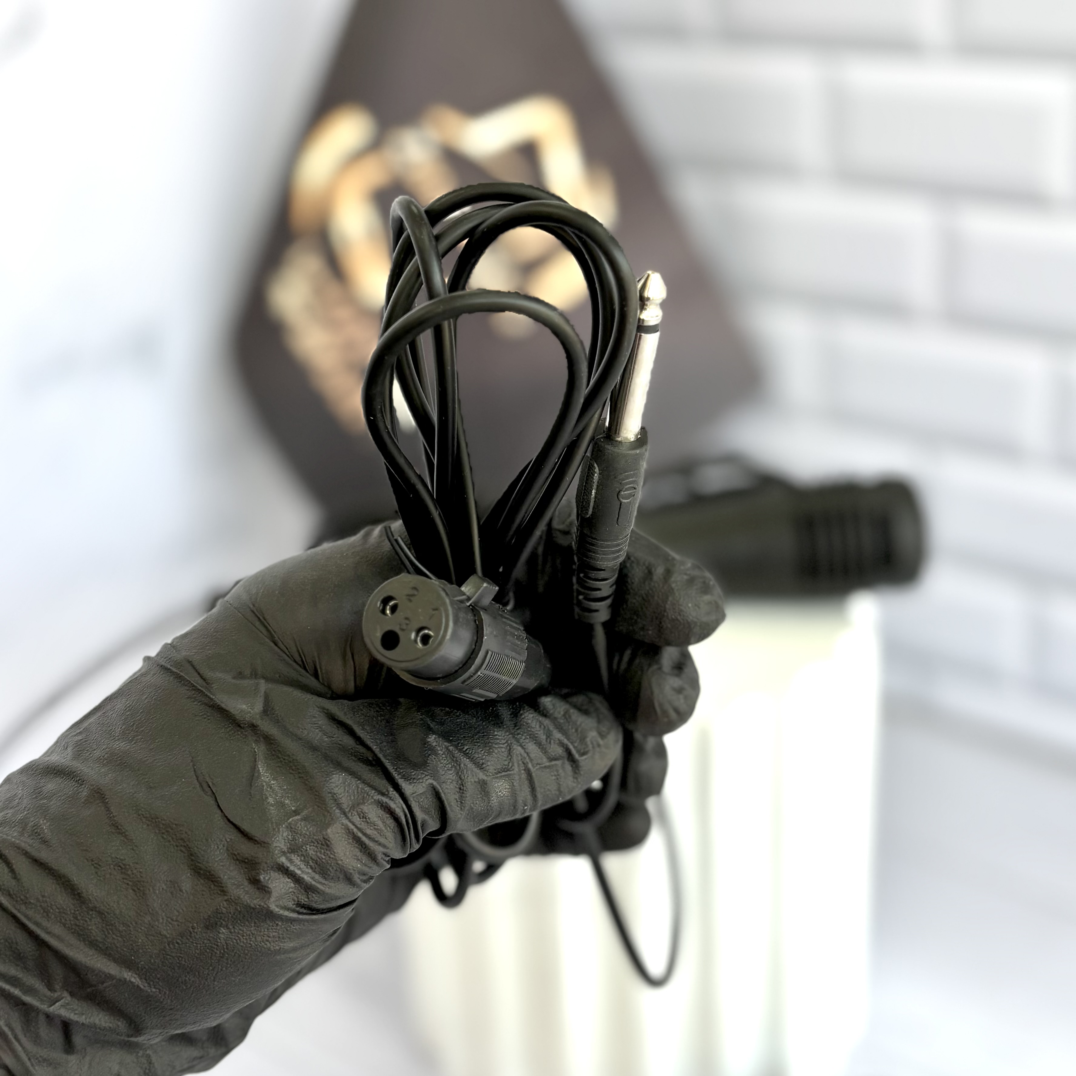 کیکروفون سیمی با سیم جدا شونده