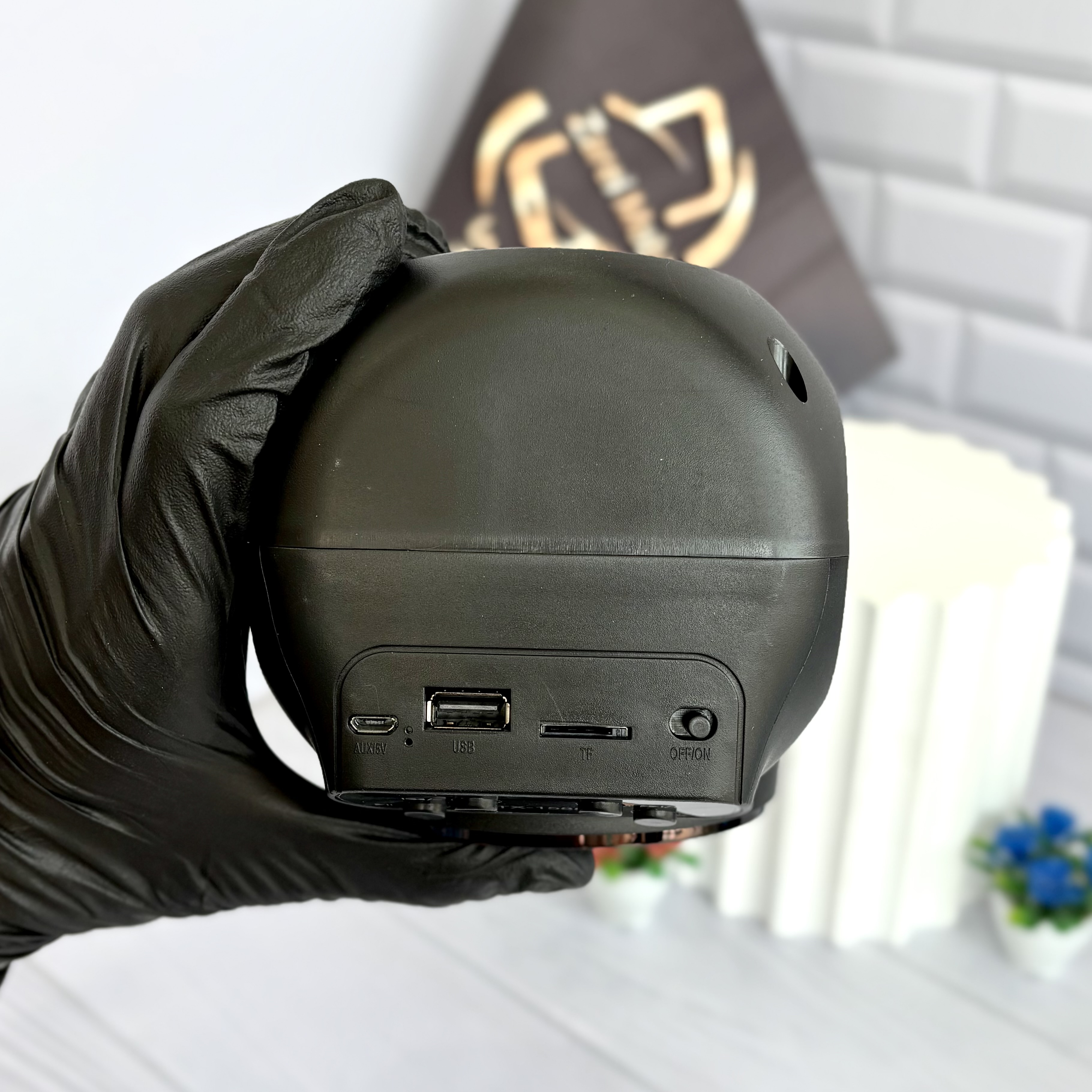 طراحی بدنه شیک اسپیکر KTX-1588A با نورپردازی LED