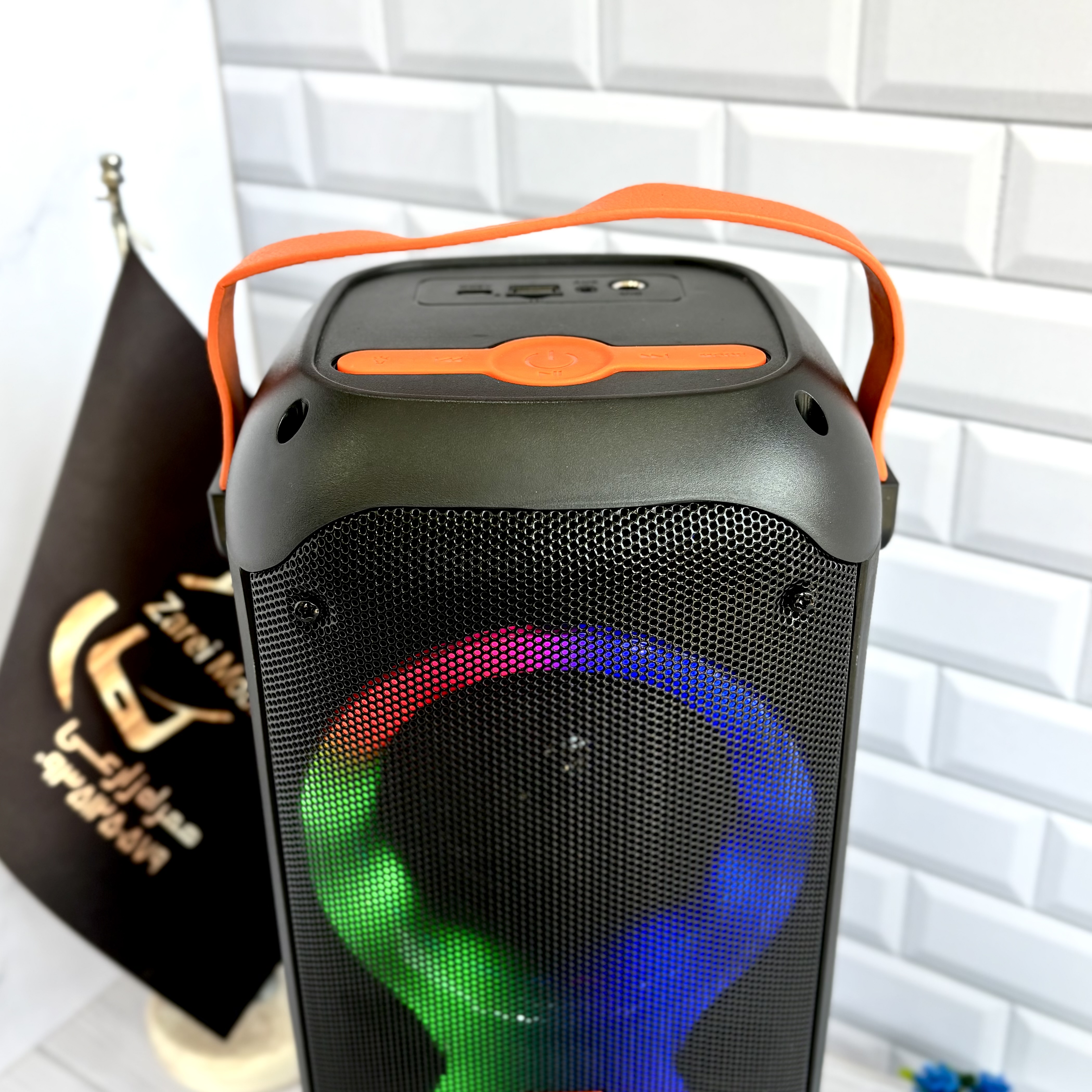 طراحی بدنه و دستگیره چرمی اسپیکر Sing-e ZQS-4277