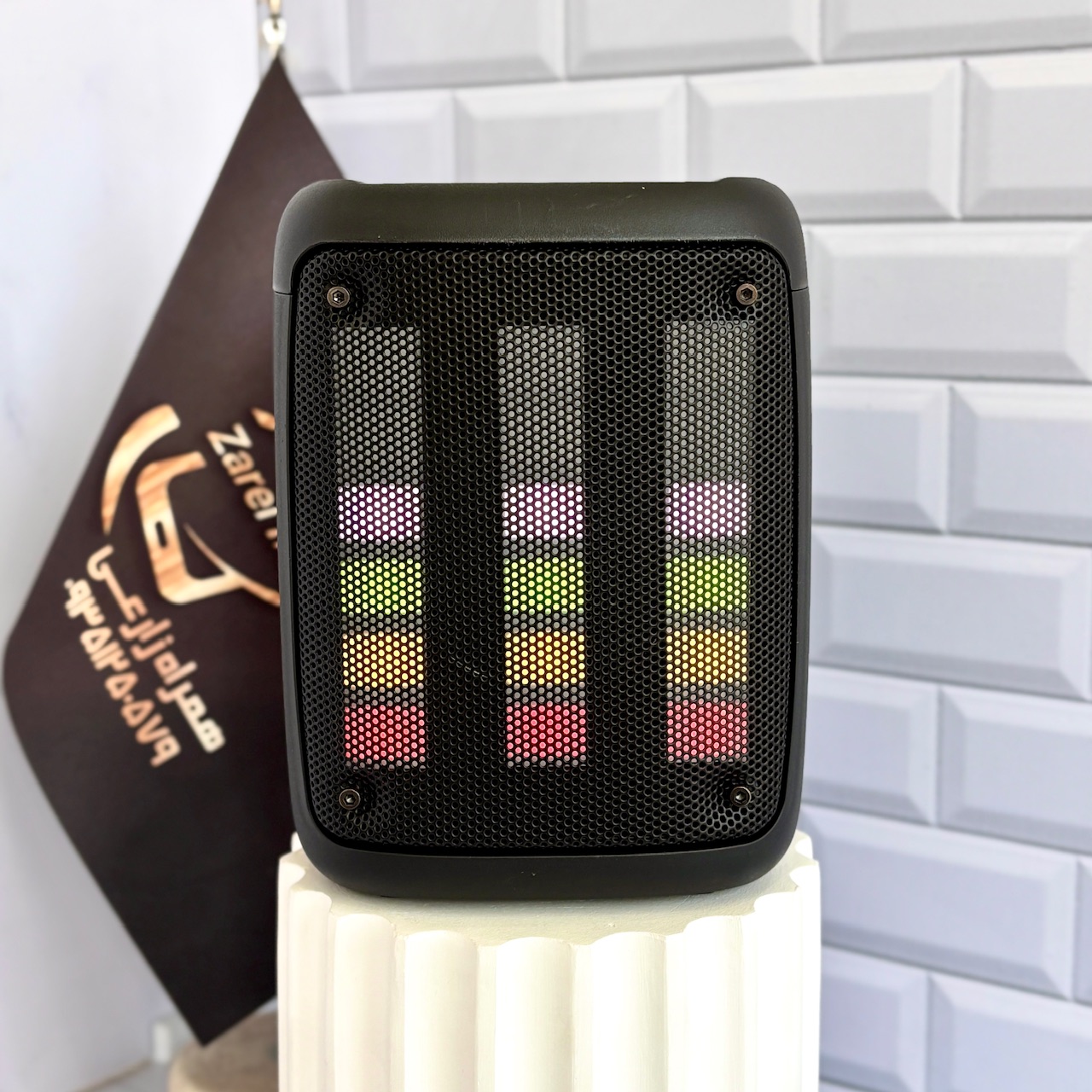 اسپیکر بلوتوثی قابل حمل KTS-1897 با رقص نور RGB