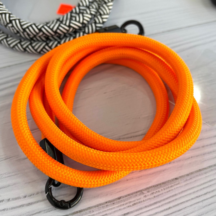 بند گردنی مقاوم برای گوشی همراه